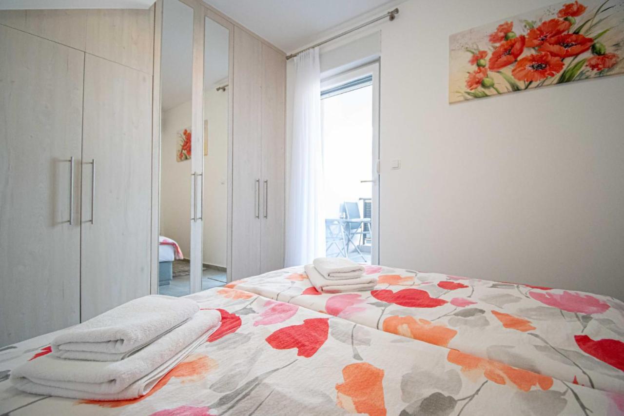 Luxury Apartment With Swimming Pool Ana Trogir Exterior photo